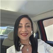 Profesora de Inglés con más de 30 años de experiencia impartiendo clases de Inglés en colegios,  empresas y clases particulares.